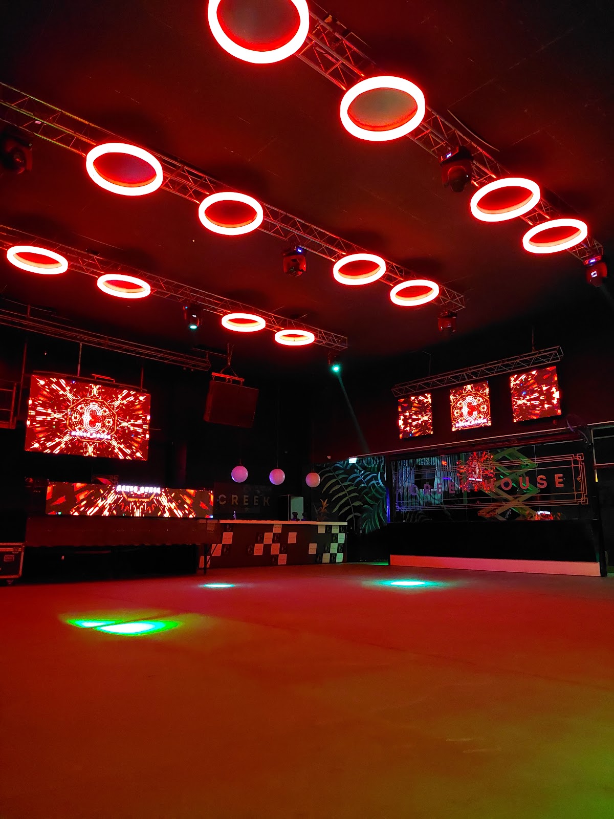 Creek House Club, foto 2