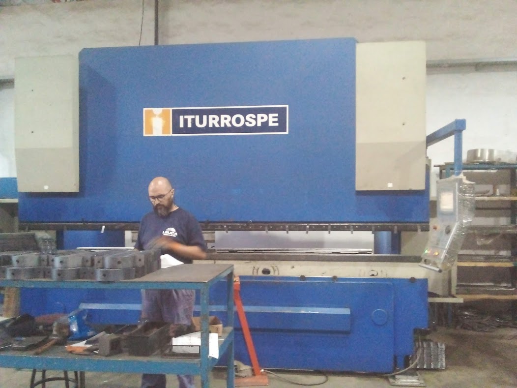 CEPROMET Centro de Procesos Metalúrgicos, foto 2
