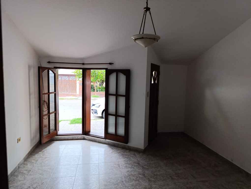 SE VENDE CASA EN ARROYITO, miniatura