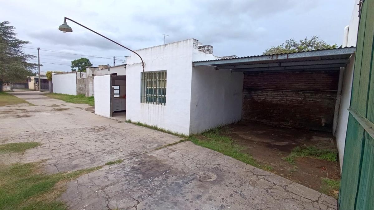 SE VENDE GALPON EN ARROYITO, miniatura