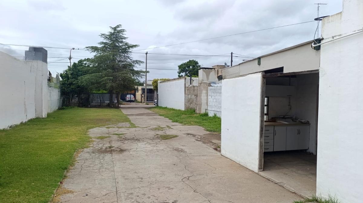 SE VENDE GALPON EN ARROYITO, miniatura