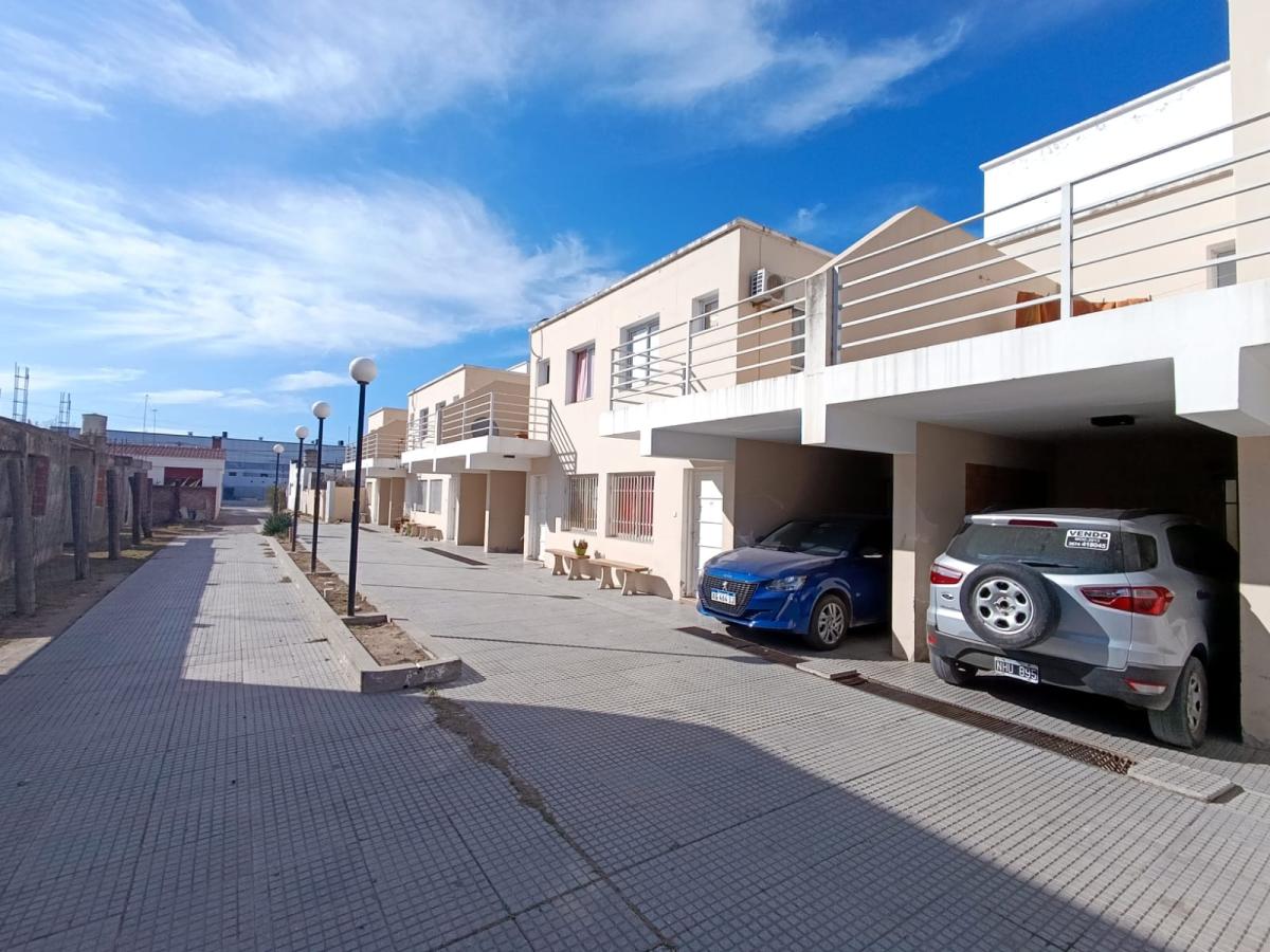 SE VENDE COMPLEJO DE DEPARTAMENTOS EN SANTA ROSA DE RIO PRIMERO, miniatura