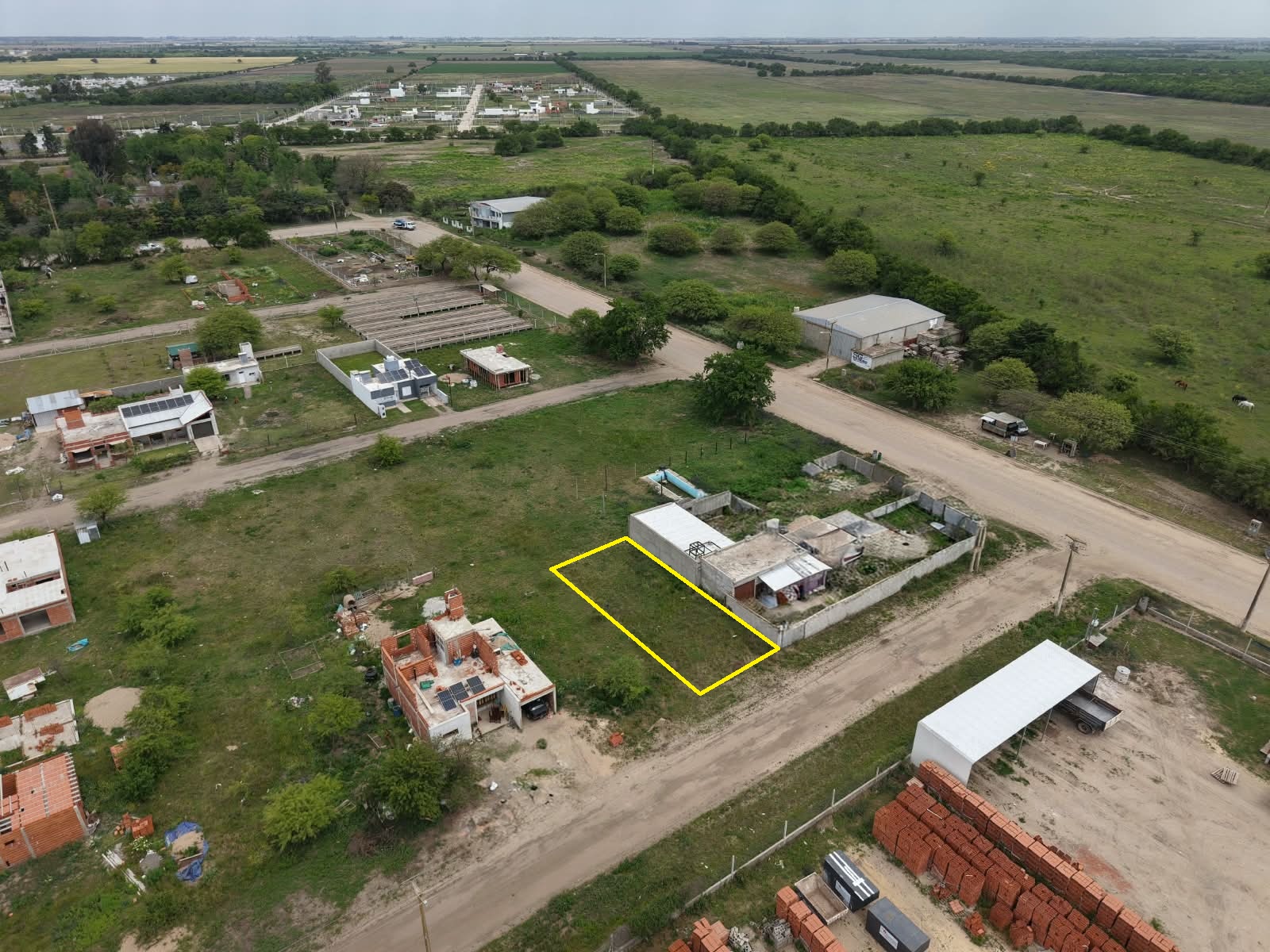 SE VENDE TERRENO EN ARROYITO, miniatura